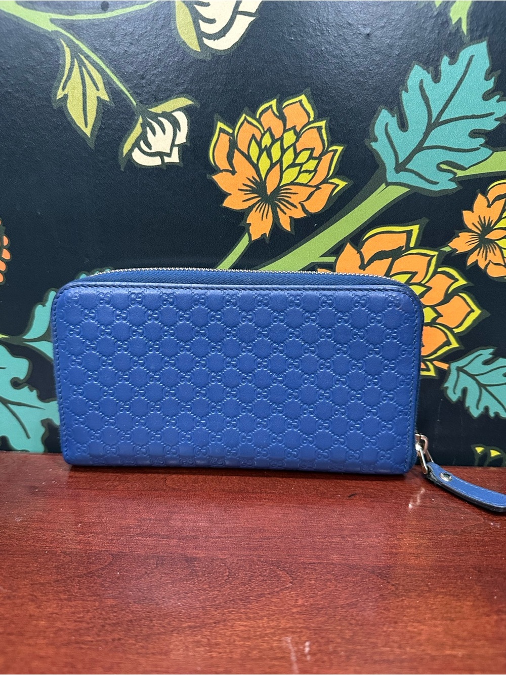 Gucci Microguccissima Blue Leather Zip Around Wallet - Picture 5 of 10